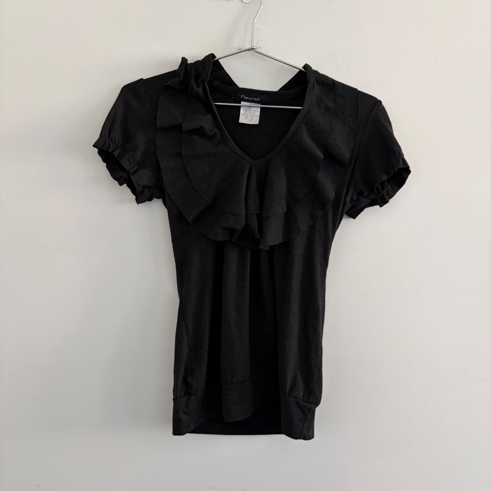 Fleurish Black Ruffle V-Neck Short Sleeve Blouse Medium F2559PR